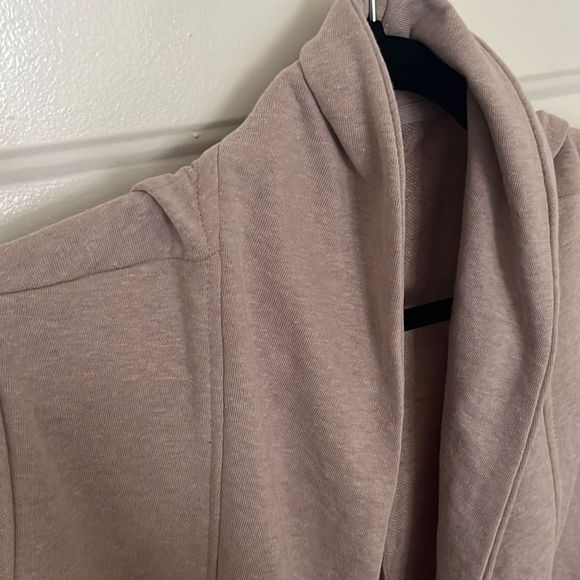 Harmony and Balance Yoga Sweater - Picture 4 of 9